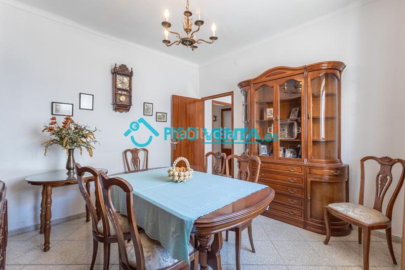 Foto 6935ff8f-3d7c-427c-9712-71ad833d231e. Doppelhaus mit parking in Íllora