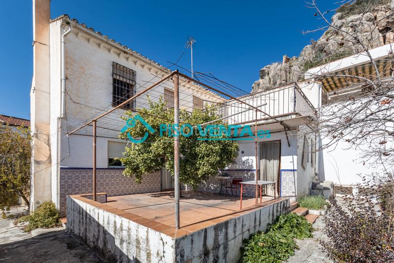 Foto 7f9b9c94-affd-44a2-8bd6-a5cdb2fb3b66. Doppelhaus mit parking in Íllora