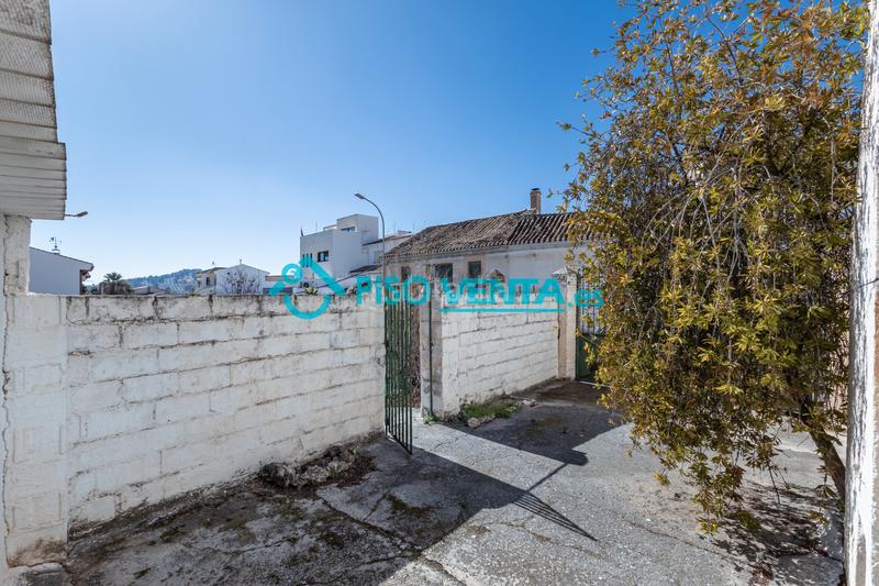 Foto 8da33265-caad-47b4-bd39-ae2bd3fa9f88. Doppelhaus mit parking in Íllora