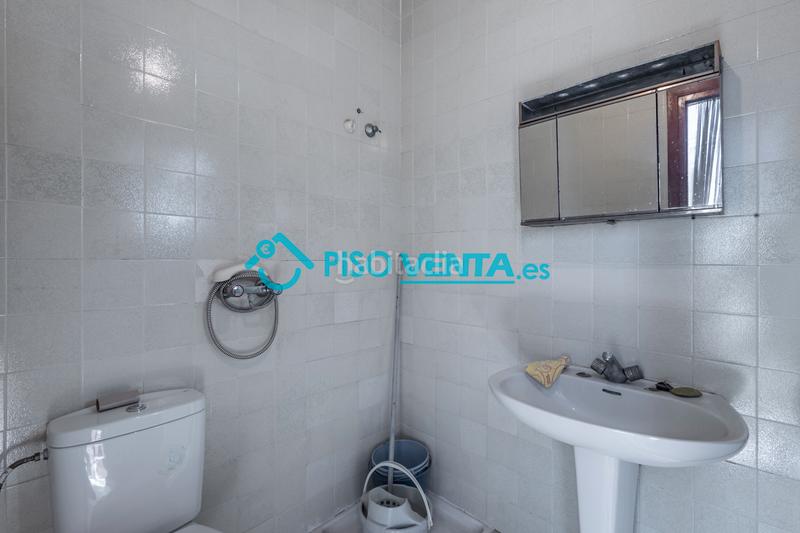 Foto eb755a8b-2fbb-45c1-90bf-f0af2771a322. Doppelhaus mit parking in Íllora