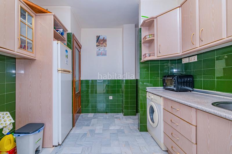 Foto 492b74c7-b535-4869-9286-ee37071eb285. Casa aparellada amb aparcament a Fuente Vaqueros