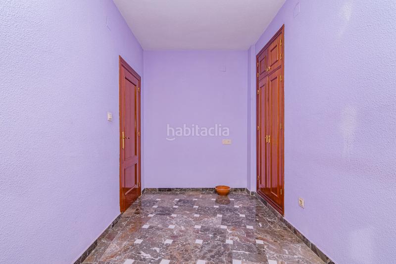 Foto 51a252eb-f0cd-46b0-beb4-0c807927f0fe. Casa aparellada amb aparcament a Fuente Vaqueros