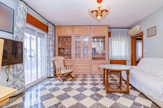Casa aparellada a Fuente Vaqueros. Exclusiva vivienda en venta