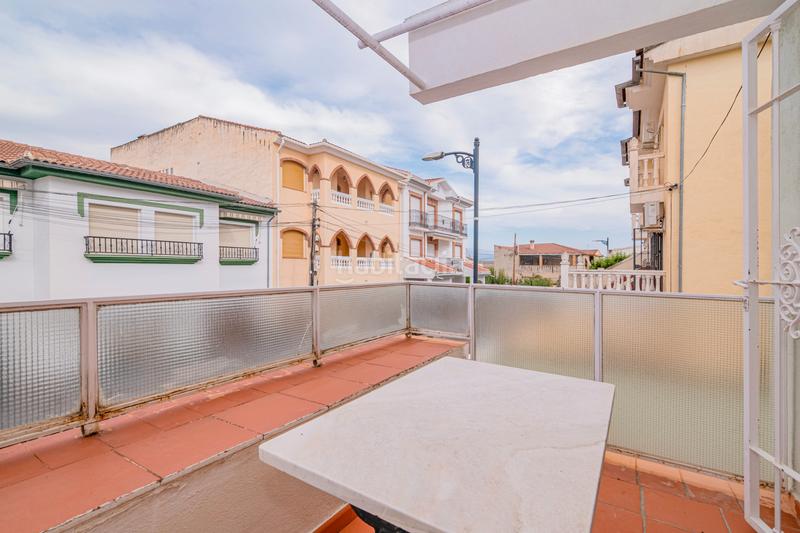 Foto e98eaf2f-4ca0-4b66-b2e0-40a16481093d. Casa aparellada amb aparcament a Fuente Vaqueros