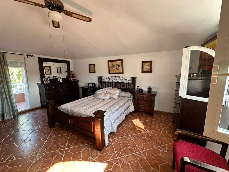 Foto 14df04ea-24d4-421b-8eea-b5b87df3f799. Xalet amb xemeneia calefacció aparcament piscina a Córdoba