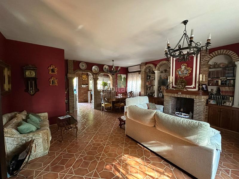 Foto 5b8edc8d-15b1-44da-98f9-5de5e5ea2a6e. Xalet amb xemeneia calefacció aparcament piscina a Córdoba