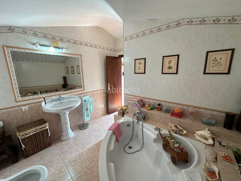 Foto 8158af29-194c-48ac-8fc8-50ec20d53a89. Xalet amb xemeneia calefacció aparcament piscina a Córdoba