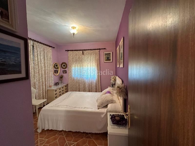 Foto a470df87-de82-41cc-aa8b-168988dc292b. Xalet amb xemeneia calefacció aparcament piscina a Córdoba