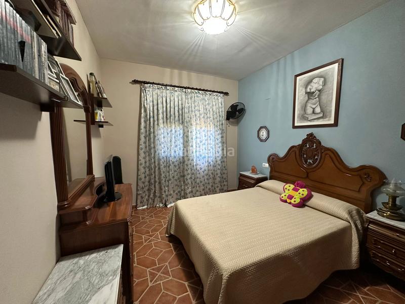 Foto a97728a4-e764-46be-abea-e5d33239d4c1. Xalet amb xemeneia calefacció aparcament piscina a Córdoba