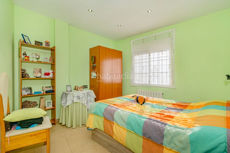 Foto 5f10d730-56da-4d38-a6f9-56b2b8414842. Casa aparellada a Alfacar