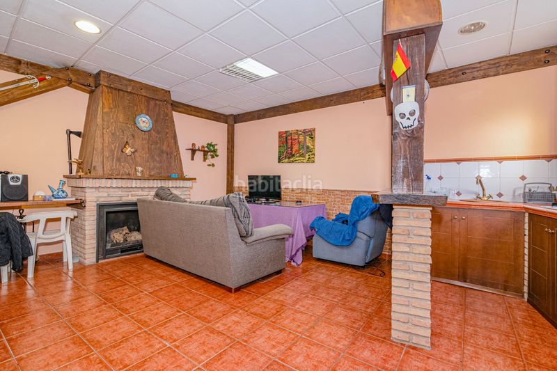 Foto b838c875-95ab-485f-9480-110e53201a5d. Casa aparellada a Alfacar