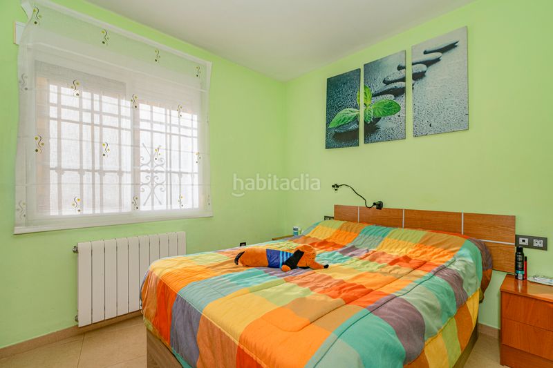 Foto da006b53-853e-4410-a9ca-dd3f965df8c2. Casa aparellada a Alfacar