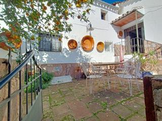 Masia a Benadalid. Ref. 248 casa de pueblo con varios patios en benadalid, serranía