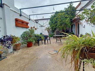 Casa  Calle malaga 102. Ref. 102 casa  de pueblo con patio y garaje en arriate