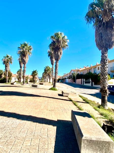 Foto 57ae21a0-1ef0-4c9b-99a5-6e9fde0eee80. Casa a schiera in calle rodrigo pérez ponce 11 in Tarifa