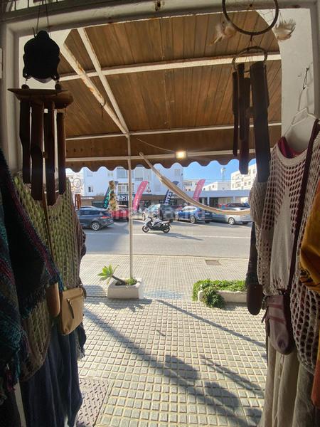 Foto 14aa2e73-c120-46d5-bd5c-b901baad397e. Local comercial local en 1º linea comercial en Tarifa ciudad Tarifa