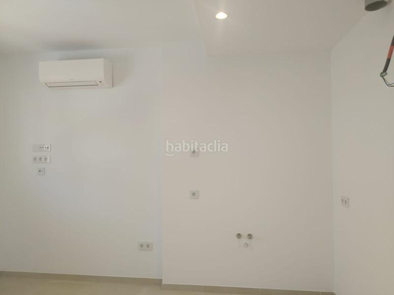 Foto 5cc4dcf1-adfd-480b-b07b-82de04cf18ad. Apartamento piso de reciente construcción ,zona centro. en Tarifa