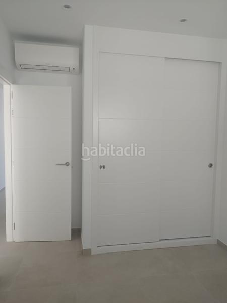 Foto 67847ec7-8851-417d-a0f5-b11734b0b01d. Apartamento piso de reciente construcción ,zona centro. en Tarifa