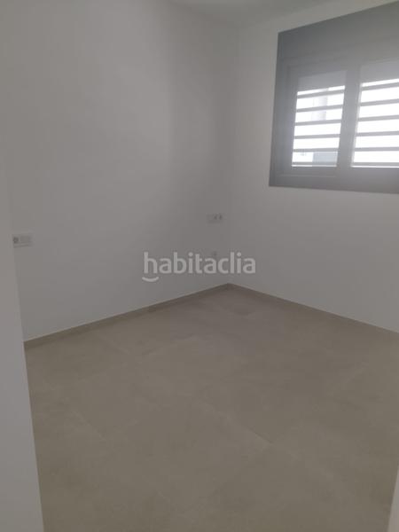 Foto fe904da6-abe2-4372-afed-ad09759c28b0. Apartamento piso de reciente construcción ,zona centro. en Tarifa