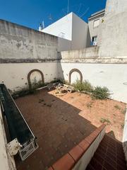 Edifici a Tarifa Ciudad. Edificio de 2 viviendas +local