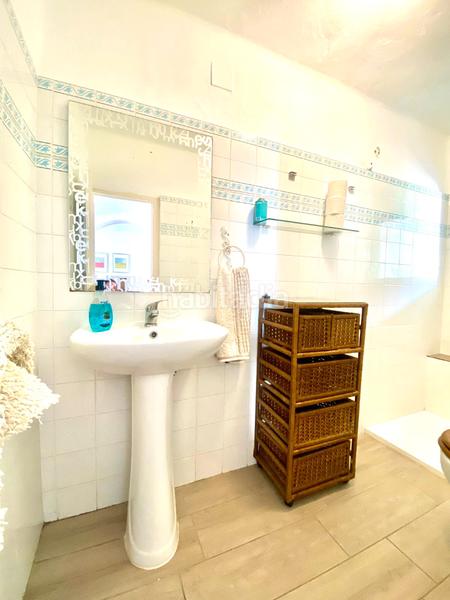 Foto 37bd7547-2f73-4000-8894-66191d108929. Alquiler piso en barriada nuestra señora de la luz 18 se alquila piso para temporada escolar en Tarifa