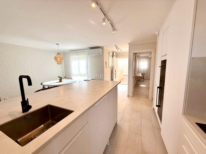 Foto b2e189a3-2cc3-41dc-abf6-096341962de2. Attico con parcheggio piscina in Tarifa ciudad Tarifa