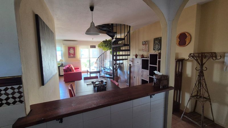 Foto 8fb22840-419b-4364-a43d-da00df34c6ad. Àtic a calle pedro lobo 0 a Tarifa ciudad Tarifa