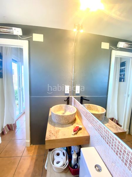 Foto 6b643e25-3b6c-4d60-a0b5-4bab08363b9e. Casa adossada a calle rodrigo pérez ponce 7 a Tarifa ciudad Tarifa