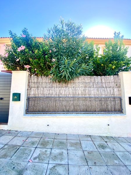 Foto 7a3ce1e1-8f79-44d7-bbc5-4eb4b81d0747. Casa adossada a calle rodrigo pérez ponce 7 a Tarifa ciudad Tarifa