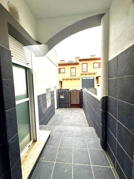 Foto bc3acb0e-8ee8-4862-b446-a57d4768d9a7. Casa adossada a Tarifa ciudad Tarifa