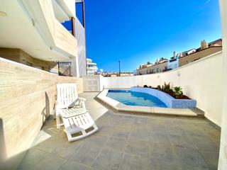 Apartment in Tarifa Ciudad. Piso con piscina y terraza con vistas