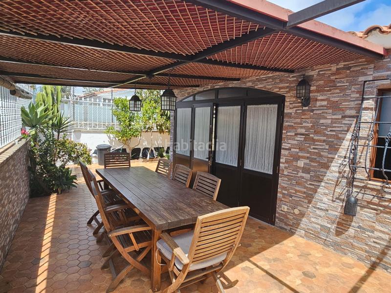 Foto cbc904a5-d76e-44c4-867e-cf5816c50459. Casa con piscina in Playa del Inglés San Bartolomé de Tirajana