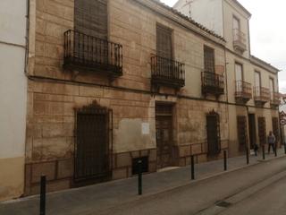 Maison  Mayorazgo. Casa solariega en el casco histórico en una sus principales call