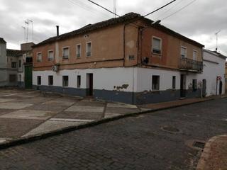 Maison  Santa cruz. Casa con solar a tres calles en una plaza emblemática