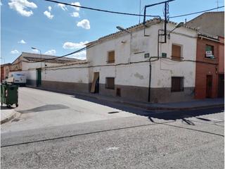 Terrain industriel  Menéndez pelayo. Buen solar con fachada a dos calles en zona centro.