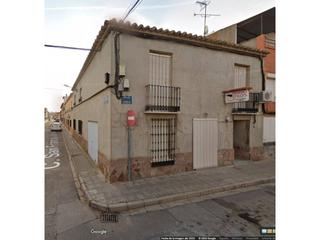 Maison  San francisco de asís. Casa con fachada a dos calles, zona próxima al castillo.