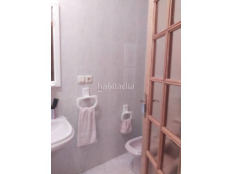 Foto d8678cd5-bb21-45db-a22d-f902f063c0c8. Casa amb calefacció aparcament a Manzanares