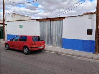Terrain industriel  Tercia. Buen solar en zona del antiguo cuartel.