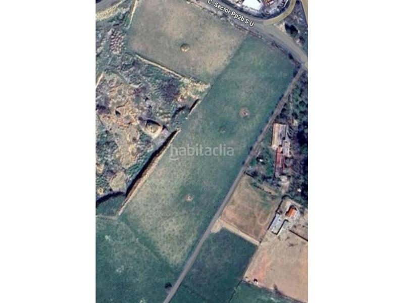 Foto 4e65c70e-6403-4003-b034-3b49ad5dbece. Finca rústica rustica junto a la carretera y próxima a la población en Manzanares