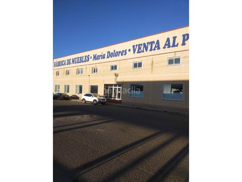 Foto 59c2a2ea-3e47-490d-b6fe-045e784cc3f4. Bâtiment à usage industriel dans Picón