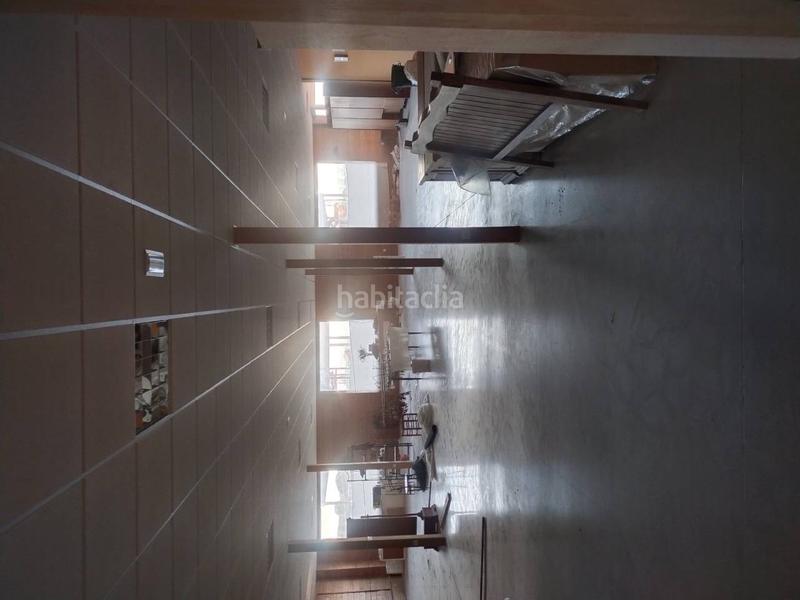 Foto eba86305-9e14-4177-87e8-1c008170b29e. Bâtiment à usage industriel dans Picón