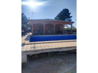 Mas  Nacional iv. Venta de chalet rústico en manzanares
