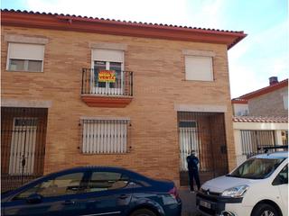 Maison  Comercio. Gran casa a estrenar en zona muy tranquila.