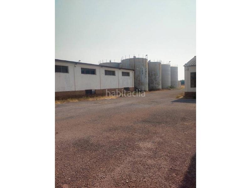 Foto ae30b3f4-1730-44a0-8eff-7d07bcf23314. Terreno residencial venta de terreno en Torralba de Calatrava