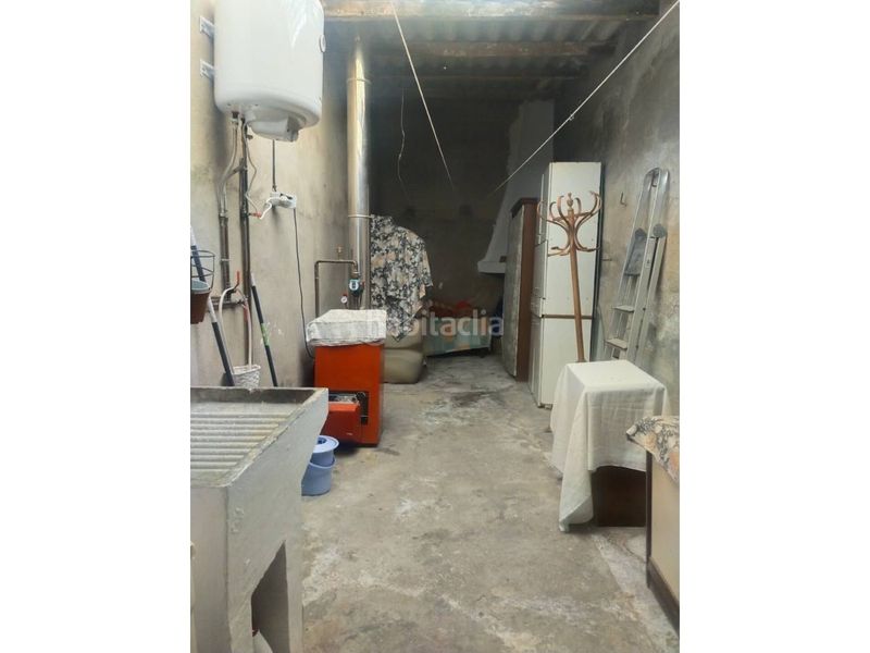 Foto a9579d4d-5695-4caf-abda-5af5acb817d4. Casa amb calefacció aparcament a Manzanares