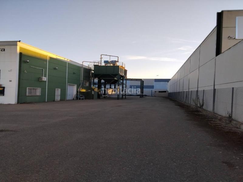 Foto fd3e8323-81f3-442b-bdae-f4719e91713b. Fabrikhalle mit heizung in Torralba de Calatrava