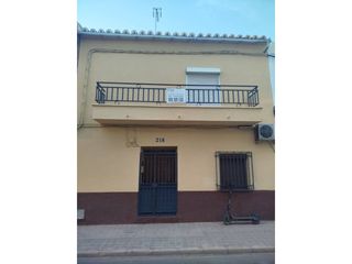 House  Calle virgen de la paz. Venta de casa en manzanares