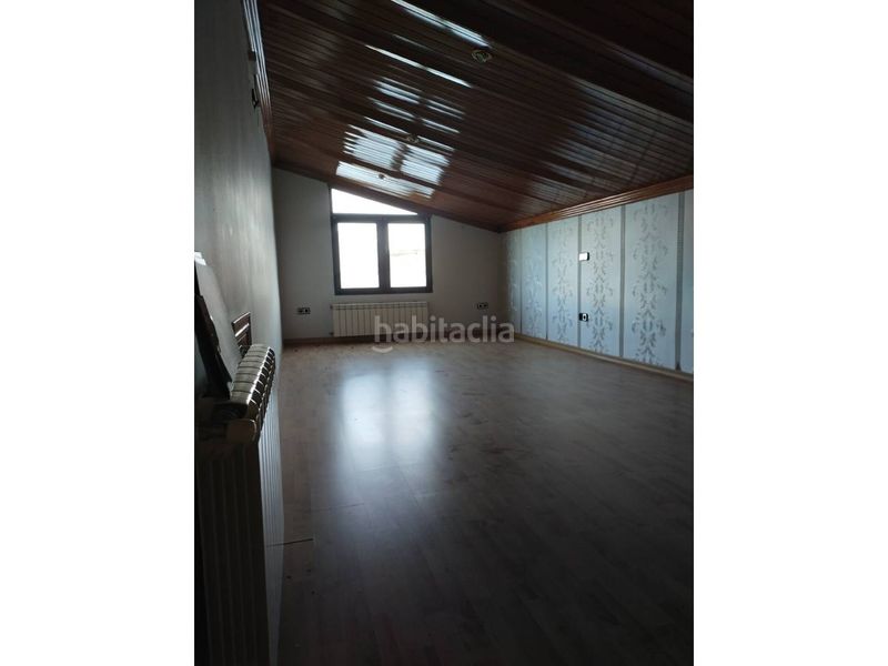 Foto 1db99f28-d54f-4f9b-8eb9-47915caa712c. Casa amb calefacció aparcament a Manzanares