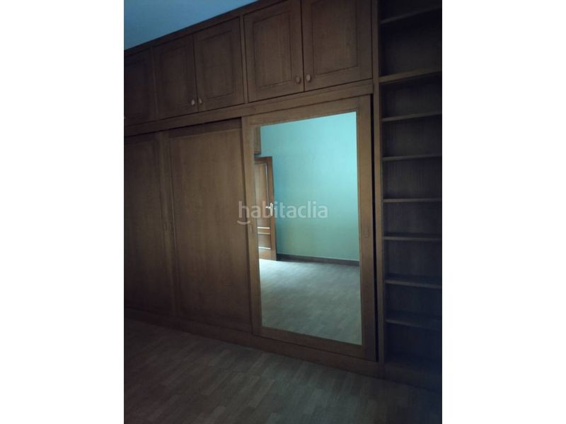 Foto 2ceeb45a-4ff9-4d7d-ab06-447b462c8ee5. Casa amb calefacció aparcament a Manzanares