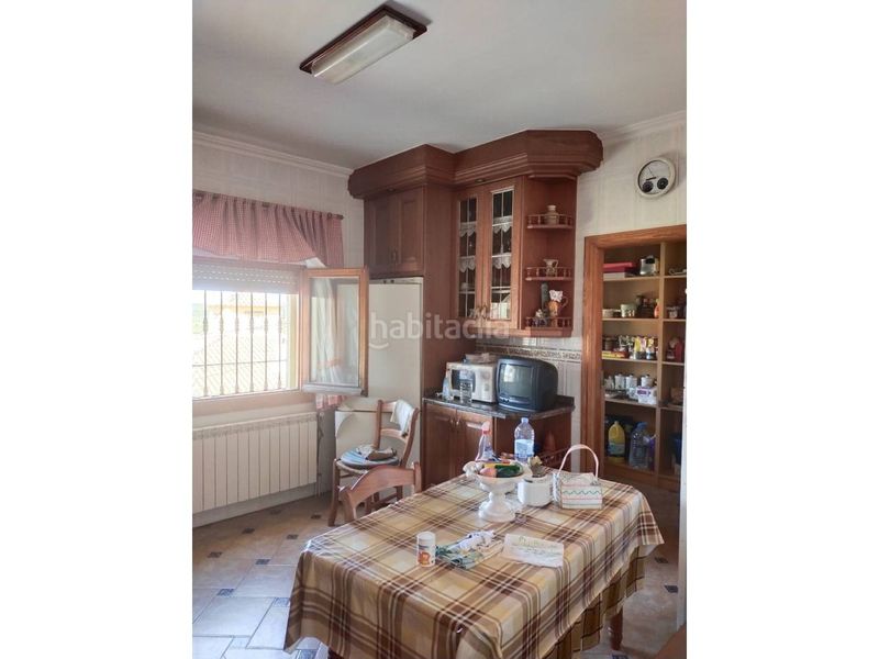 Foto 9f526a7a-da7c-44a8-8e63-f9b7a8616122. Casa adossada amb calefacció aparcament a Ruidera